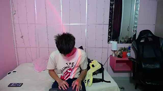 Snapshot of Justin_gray_ chatting on October 4, 2025, 2:04 pm Justin gray  online show from October 4, 2025, 2:04 pm