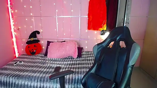 Snapshot of Justin_gray_ chatting on October 21, 2025, 9:37 pm Justin gray  online show from October 21, 2025, 9:37 pm