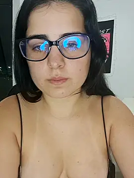 CutteGirl99 online show from September 14, 2025, 12:54 am