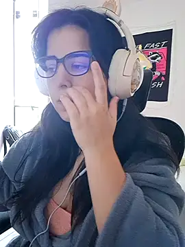 CutteGirl99 online show from September 26, 2025, 12:53 pm