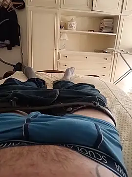 Snapshot of Empi19cm chatting on March 30, 2026, 4:19 pm Empi19cm online show from March 30, 2026, 4:19 pm