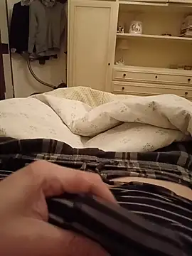 Snapshot of Empi19cm chatting on March 31, 2026, 11:05 pm Empi19cm online show from March 31, 2026, 11:05 pm