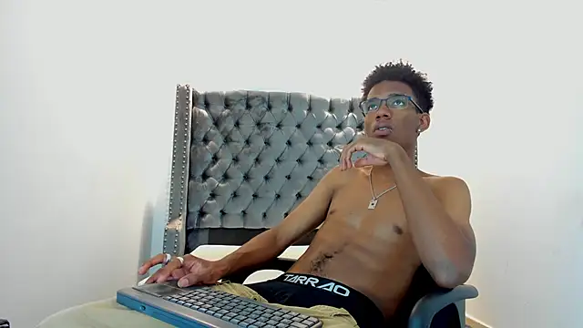 nero reyd online show from October 15, 2025, 7:14 pm