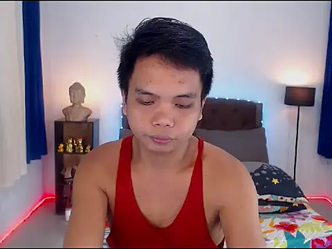 Snapshot of XExtraServiceManX chatting on November 4, 2025, 3:05 am XExtraServiceManX online show from November 4, 2025, 3:05 am