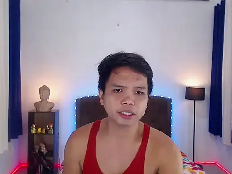 Snapshot of XExtraServiceManX chatting on November 14, 2025, 8:13 am XExtraServiceManX online show from November 14, 2025, 8:13 am