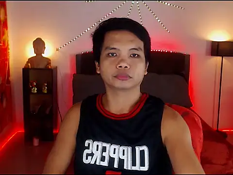 Snapshot of XExtraServiceManX chatting on December 18, 2025, 1:50 pm XExtraServiceManX online show from December 18, 2025, 1:50 pm