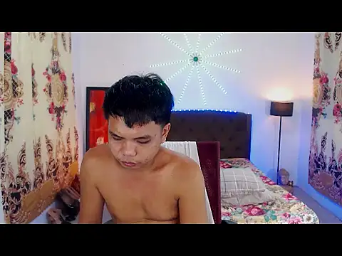 Snapshot of XExtraServiceManX chatting on January 14, 2026, 5:13 am XExtraServiceManX online show from January 14, 2026, 5:13 am