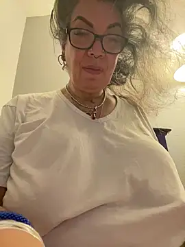 dieseldame1313 online show from March 4, 2025, 8:46 am