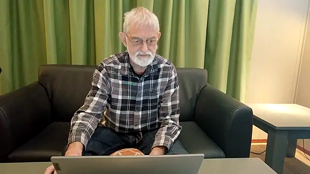 ewaldwillems99 online show from January 9, 2026, 6:10 pm