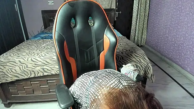 Snapshot of ShylaGill chatting on October 14, 2025, 4:52 pm ShylaGill online show from October 14, 2025, 4:52 pm