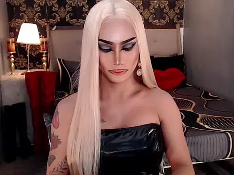 RhondaFlirtyDOM online show from February 6, 2026, 1:54 am