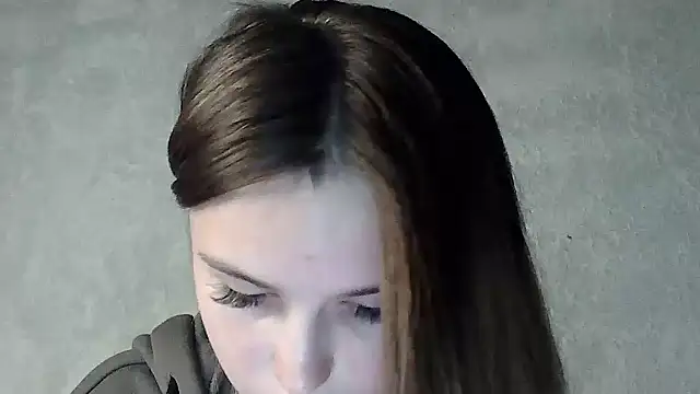 SweetLoraa online show from October 12, 2025, 6:51 pm