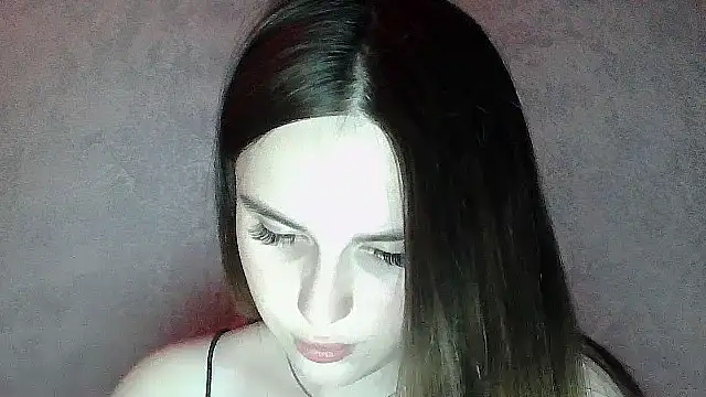 SweetLoraa online show from May 28, 2026, 6:27 pm