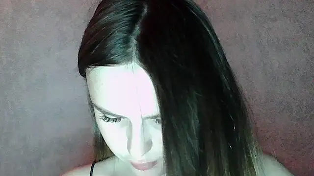 SweetLoraa online show from July 14, 2026, 2:05 am