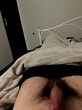 Snapshot of tip_hard_cock chatting on September 27, 2025, 5:07 pm tip hard cock online show from September 27, 2025, 5:07 pm