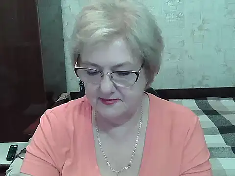 Renata62011 online show from July 17, 2026, 12:12 pm