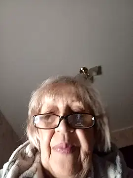 Snapshot of Anatolia5961 chatting on February 22, 2026, 2:24 am Anatolia5961 online show from February 22, 2026, 2:24 am