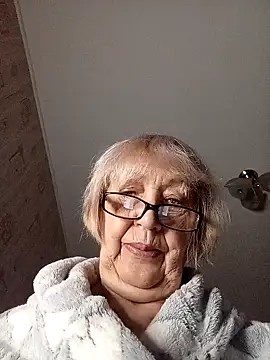 Snapshot of Anatolia5961 chatting on February 25, 2026, 4:00 am Anatolia5961 online show from February 25, 2026, 4:00 am