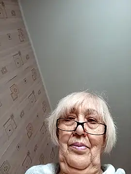 Snapshot of Anatolia5961 chatting on February 28, 2026, 2:07 pm Anatolia5961 online show from February 28, 2026, 2:07 pm