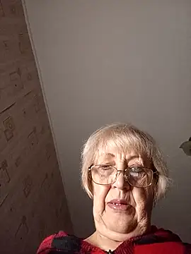 Snapshot of Anatolia5961 chatting on March 29, 2026, 2:33 am Anatolia5961 online show from March 29, 2026, 2:33 am