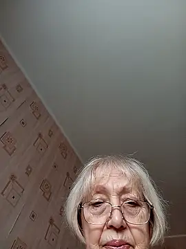 Snapshot of Anatolia5961 chatting on April 2, 2026, 1:09 pm Anatolia5961 online show from April 2, 2026, 1:09 pm