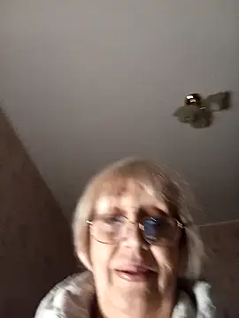 Snapshot of Anatolia5961 chatting on April 10, 2026, 4:55 pm Anatolia5961 online show from April 10, 2026, 4:55 pm