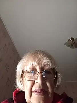 Snapshot of Anatolia5961 chatting on April 13, 2026, 1:44 am Anatolia5961 online show from April 13, 2026, 1:44 am