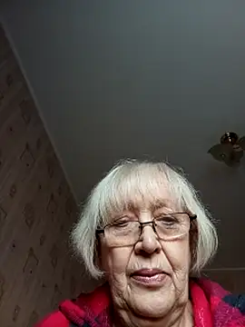 Snapshot of Anatolia5961 chatting on April 15, 2026, 3:41 pm Anatolia5961 online show from April 15, 2026, 3:41 pm