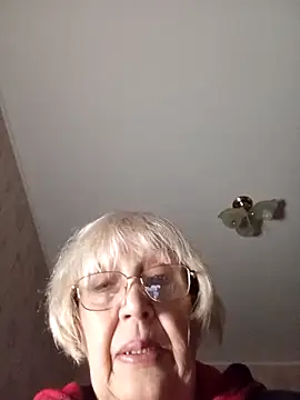 Snapshot of Anatolia5961 chatting on April 16, 2026, 1:06 am Anatolia5961 online show from April 16, 2026, 1:06 am