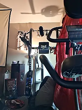 KeYBuMp323 online show from October 7, 2025, 3:09 pm