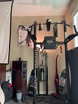 KeYBuMp323 online show from December 17, 2025, 3:18 pm