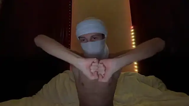 holydirt luxeno1 online show from October 18, 2025, 1:45 pm