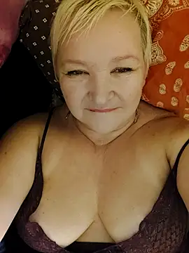 Snapshot of ForgeMeNot51 chatting on October 24, 2025, 5:59 am ForgeMeNot51 online show from October 24, 2025, 5:59 am