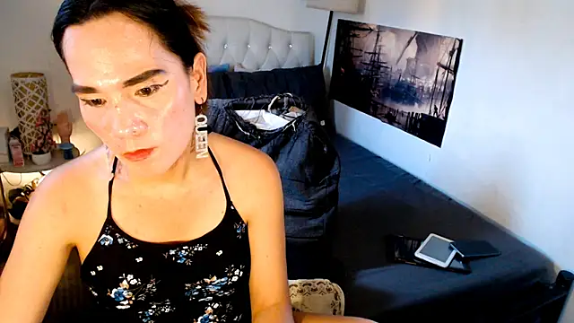 NinaDOM4CUM online show from May 15, 2026, 11:12 pm