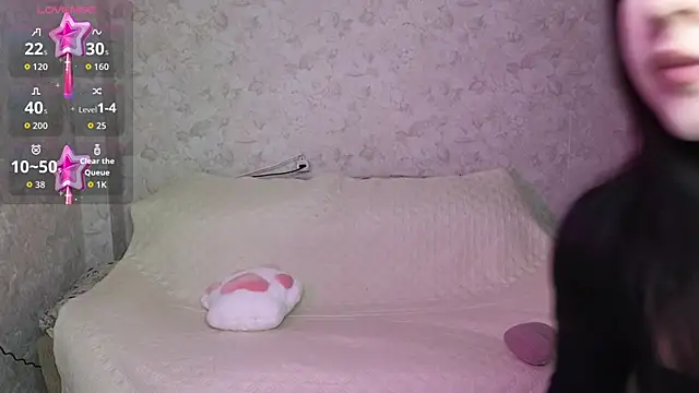 Eva Maller online show from April 10, 2026, 9:14 am