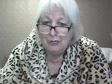 Alexia64231 online show from September 12, 2025, 3:39 am
