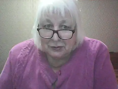 Alexia64231 online show from September 27, 2025, 6:13 pm