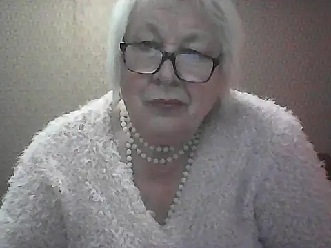 Alexia64231 online show from September 28, 2025, 11:21 pm