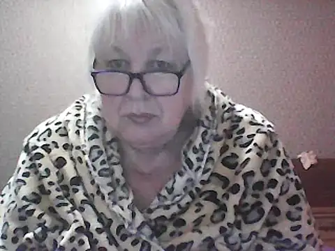 Alexia64231 online show from October 20, 2025, 7:14 pm