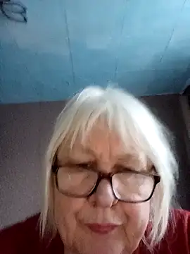 Alexia64231 online show from January 19, 2026, 1:26 pm