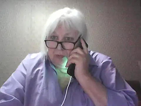 Snapshot of Alexia64231 chatting on March 9, 2026, 3:49 pm Alexia64231 online show from March 9, 2026, 3:49 pm