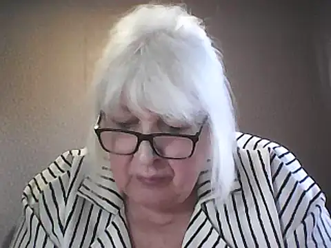 Snapshot of Alexia64231 chatting on March 29, 2026, 2:28 pm Alexia64231 online show from March 29, 2026, 2:28 pm