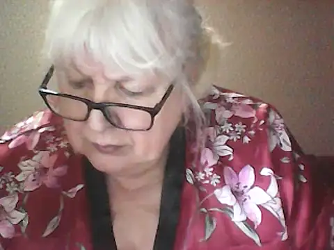 Snapshot of Alexia64231 chatting on April 29, 2026, 2:59 am Alexia64231 online show from April 29, 2026, 2:59 am