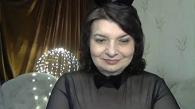 LedyNika online show from February 10, 2026, 8:24 pm