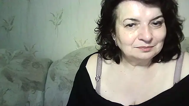 LedyNika online show from May 15, 2026, 4:36 pm