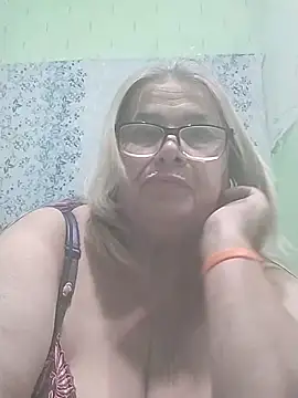 Snapshot of MargaritaSweet51 chatting on May 7, 2026, 10:48 pm MargaritaSweet51 online show from May 7, 2026, 10:48 pm