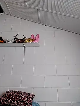 Snapshot of oxxy_jean chatting on February 28, 2026, 1:01 pm oxxy jean online show from February 28, 2026, 1:01 pm