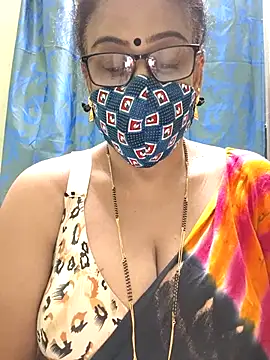 sweet-lotus online show from November 12, 2025, 5:02 pm