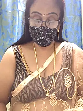 sweet-lotus online show from March 4, 2026, 5:08 pm