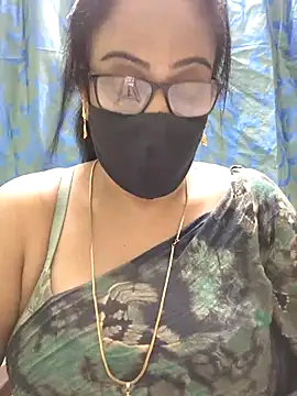 sweet-lotus online show from April 9, 2026, 6:46 pm